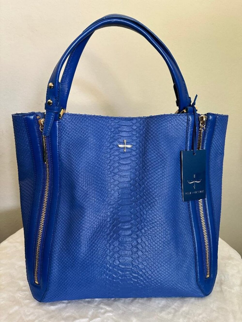 NWT POUR LA VICTOIRE NOUVEAU LEATHER TOTE $475 MSRP - Picture 1 of 8